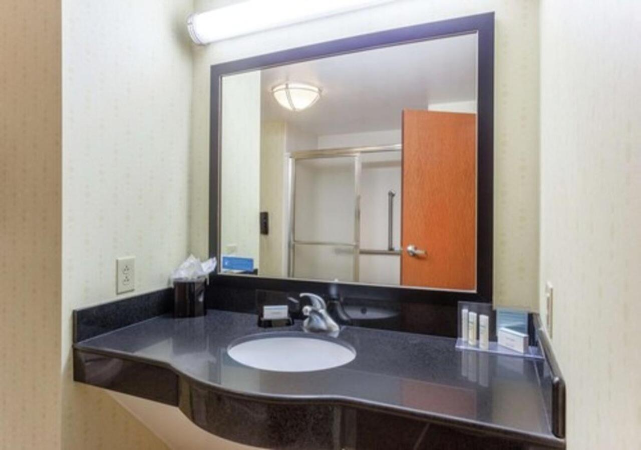 Hampton Inn Richmond - South Eksteriør bilde